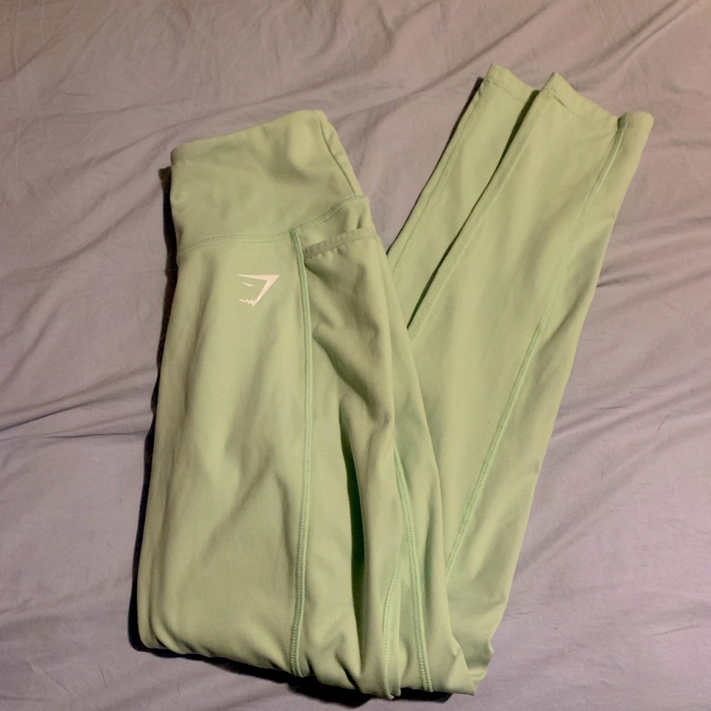 Gymshark Mint leggings with pockets!